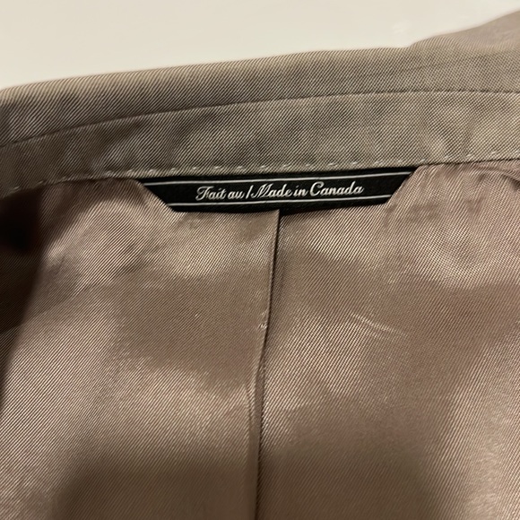 Vintage Oversized Blazer Tan MADE IN CANADA - Picture 8 of 15
